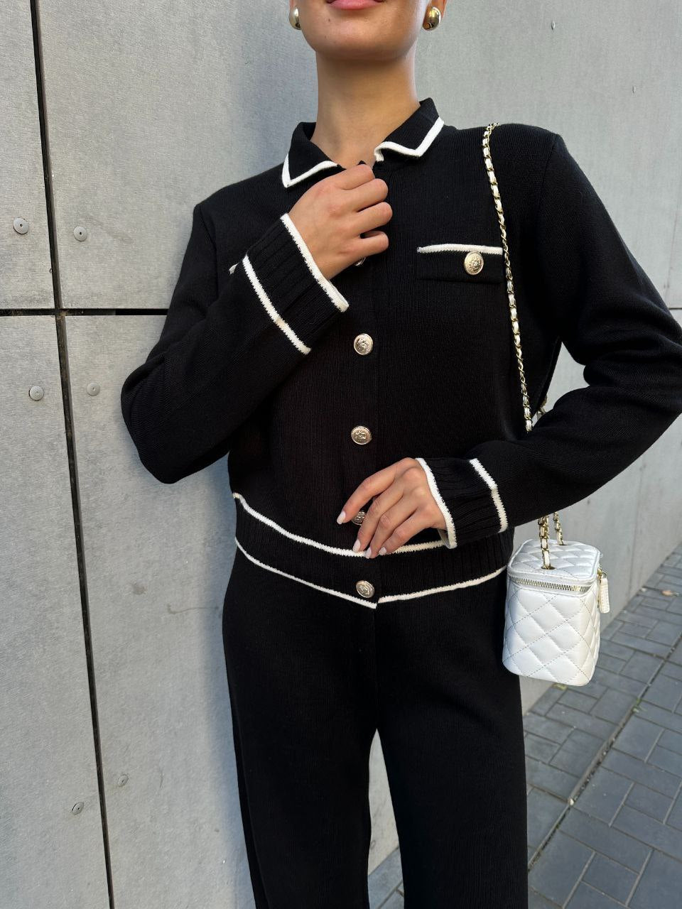 Stylový klasický komplet