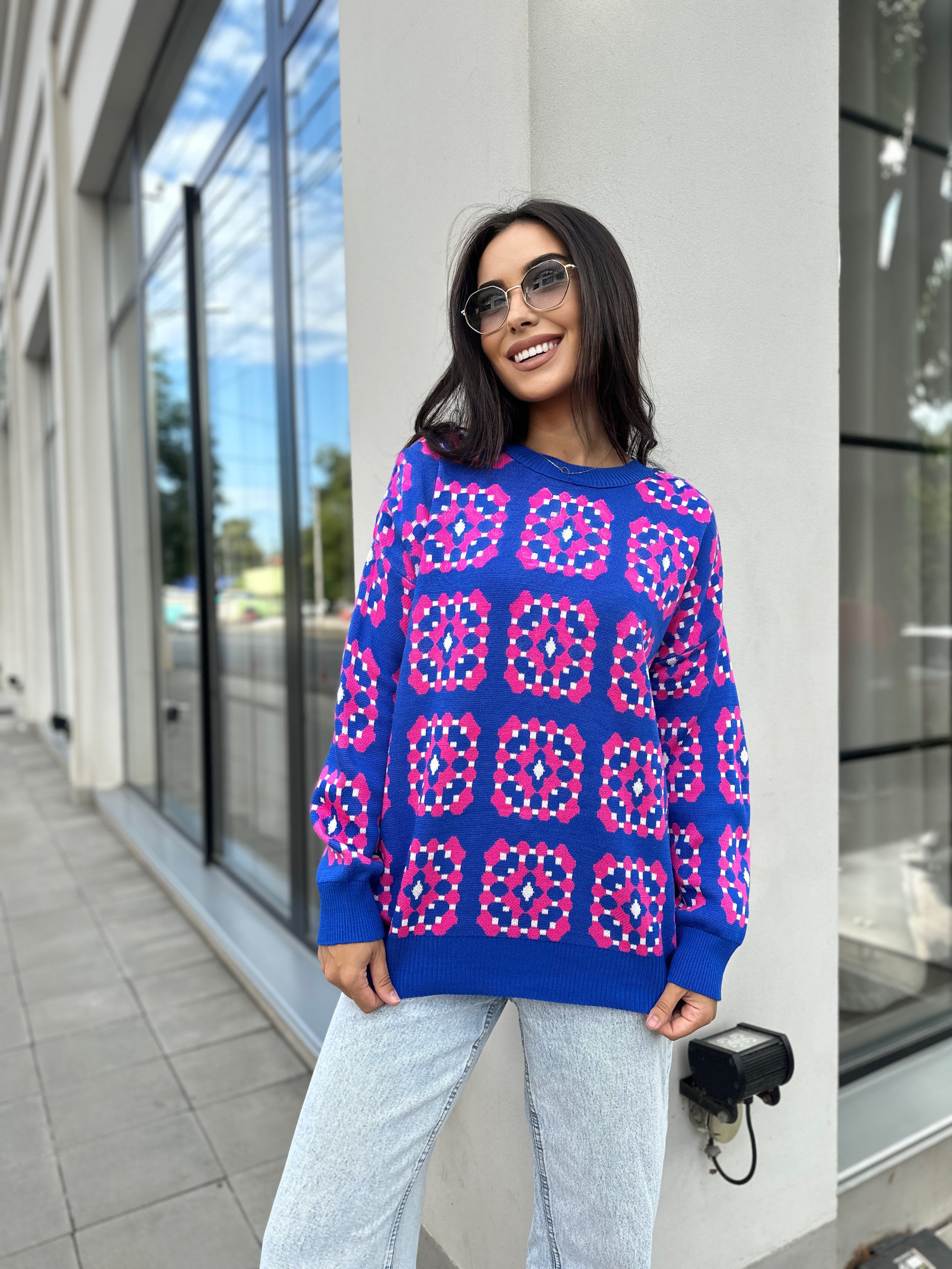 Svetr – tunika s elegantním vzorem