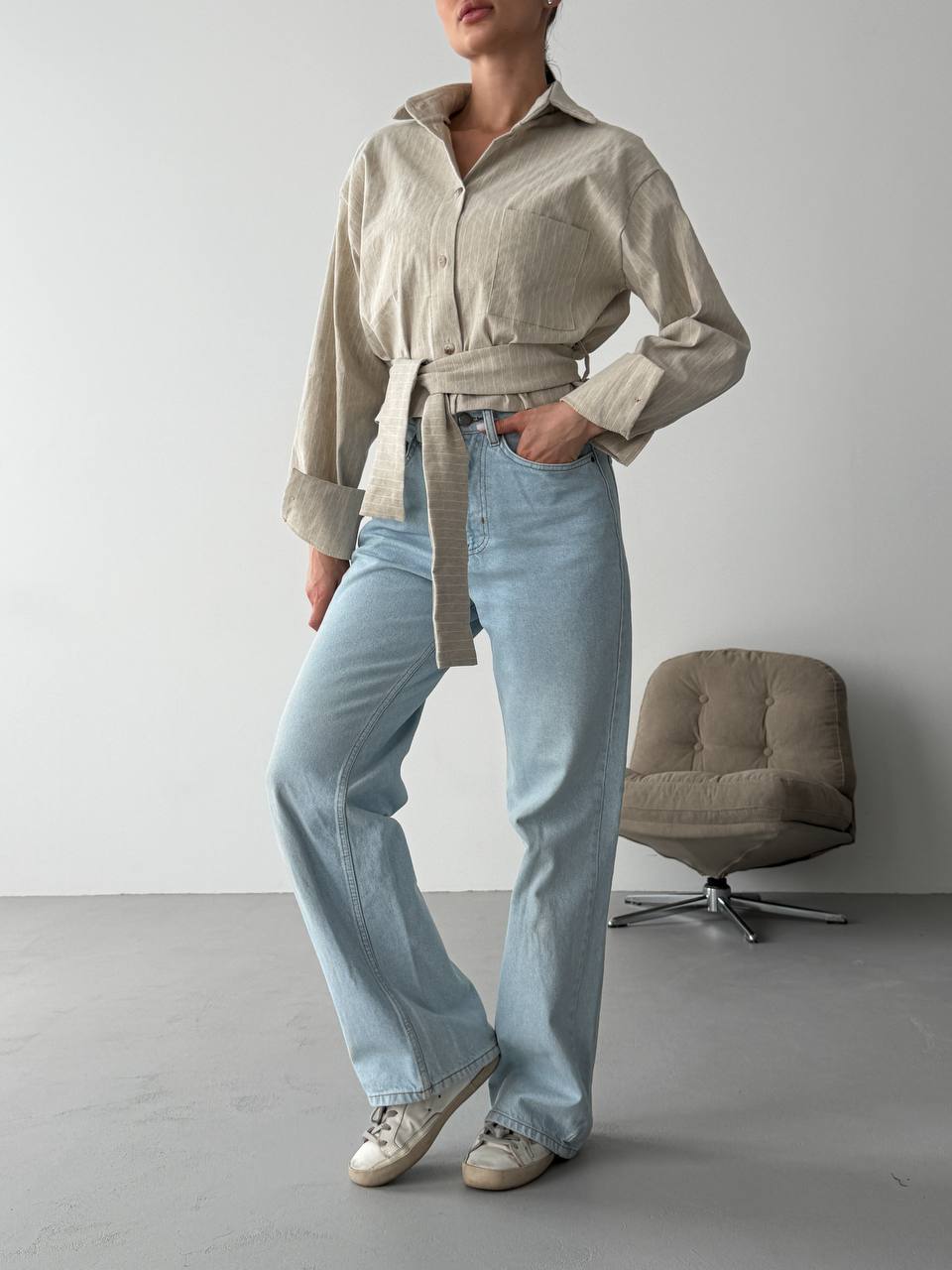 Zkrácená košile s trendy vzory – perfektní kousek, který oživí každý podzimní outfit. ✨