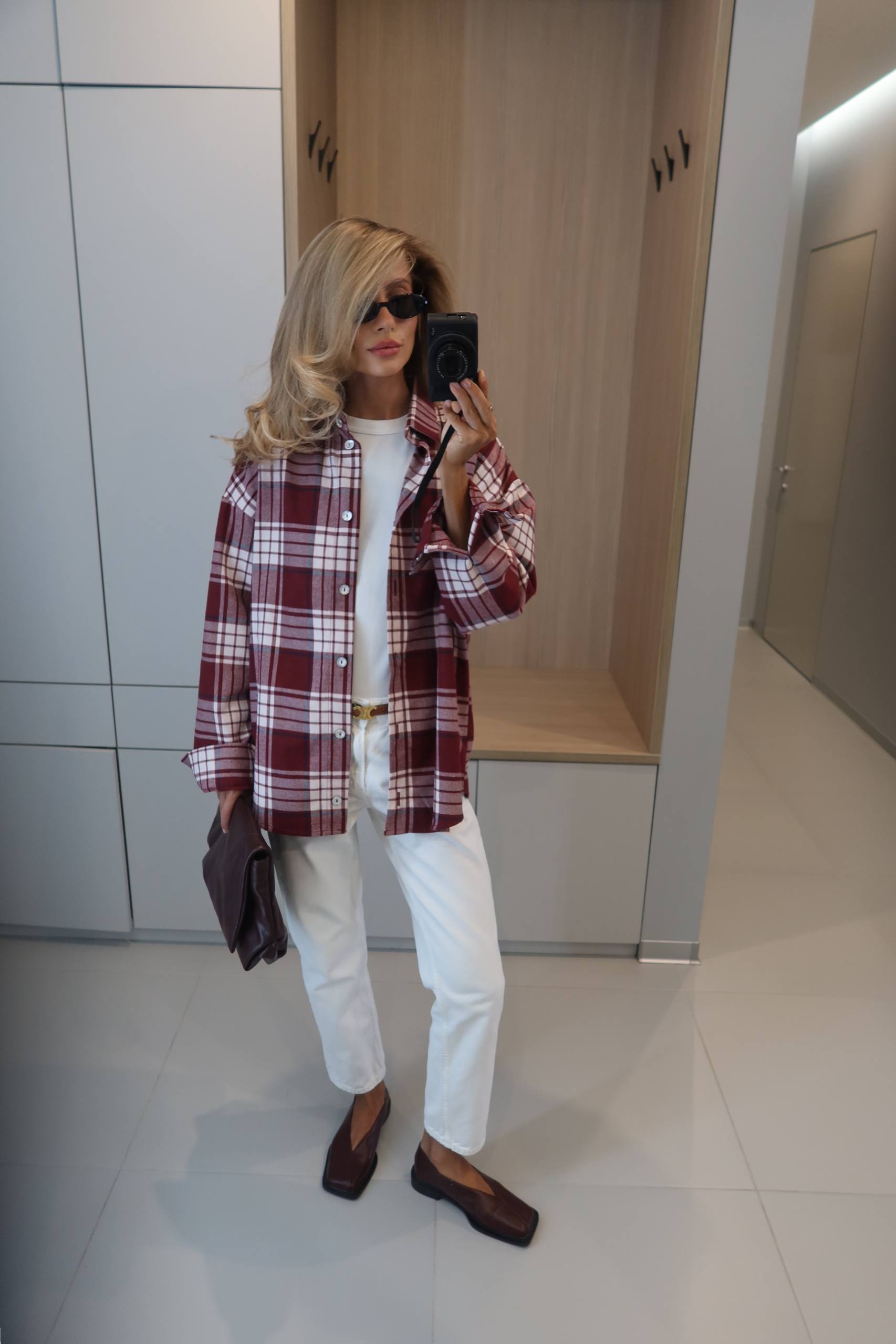 Stylová košile v červené barvě – tvůj must-have pro každý outfit ❤️