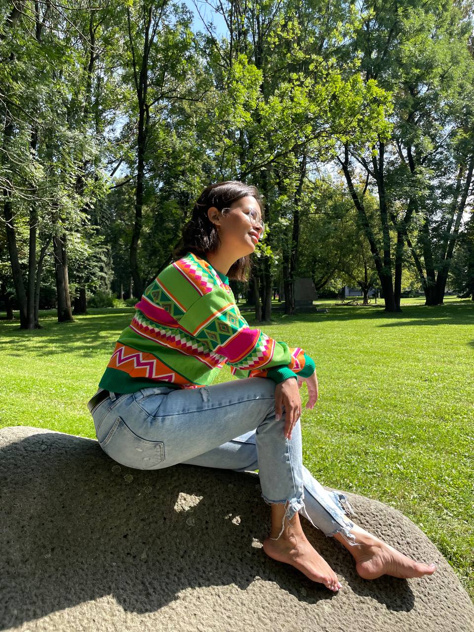 Dámský světlý svetr z měkkého a příjemného materiálu