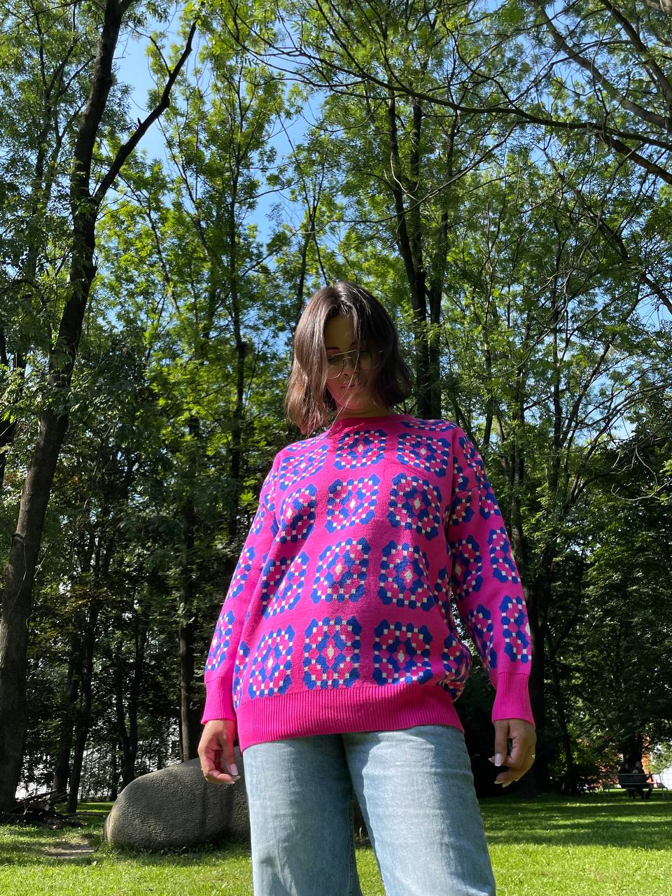Svetr – tunika s elegantním vzorem