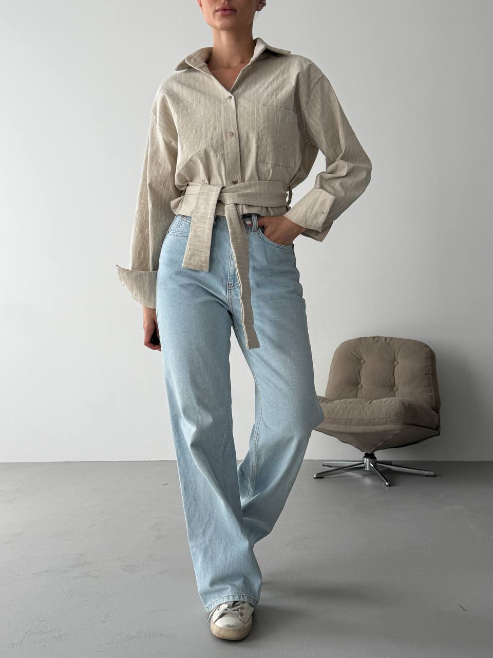 Zkrácená košile s trendy vzory – perfektní kousek, který oživí každý podzimní outfit. ✨