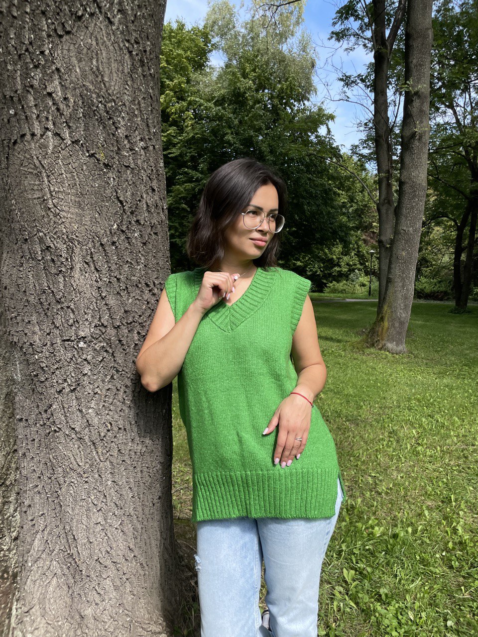 Dámská pletená vesta bez rukávů