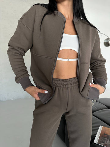 Teplý, měkoučký a kvalitně zpracovaný komplet