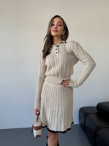 Elegantní dámský úpletový komplet – sukně a svetr
