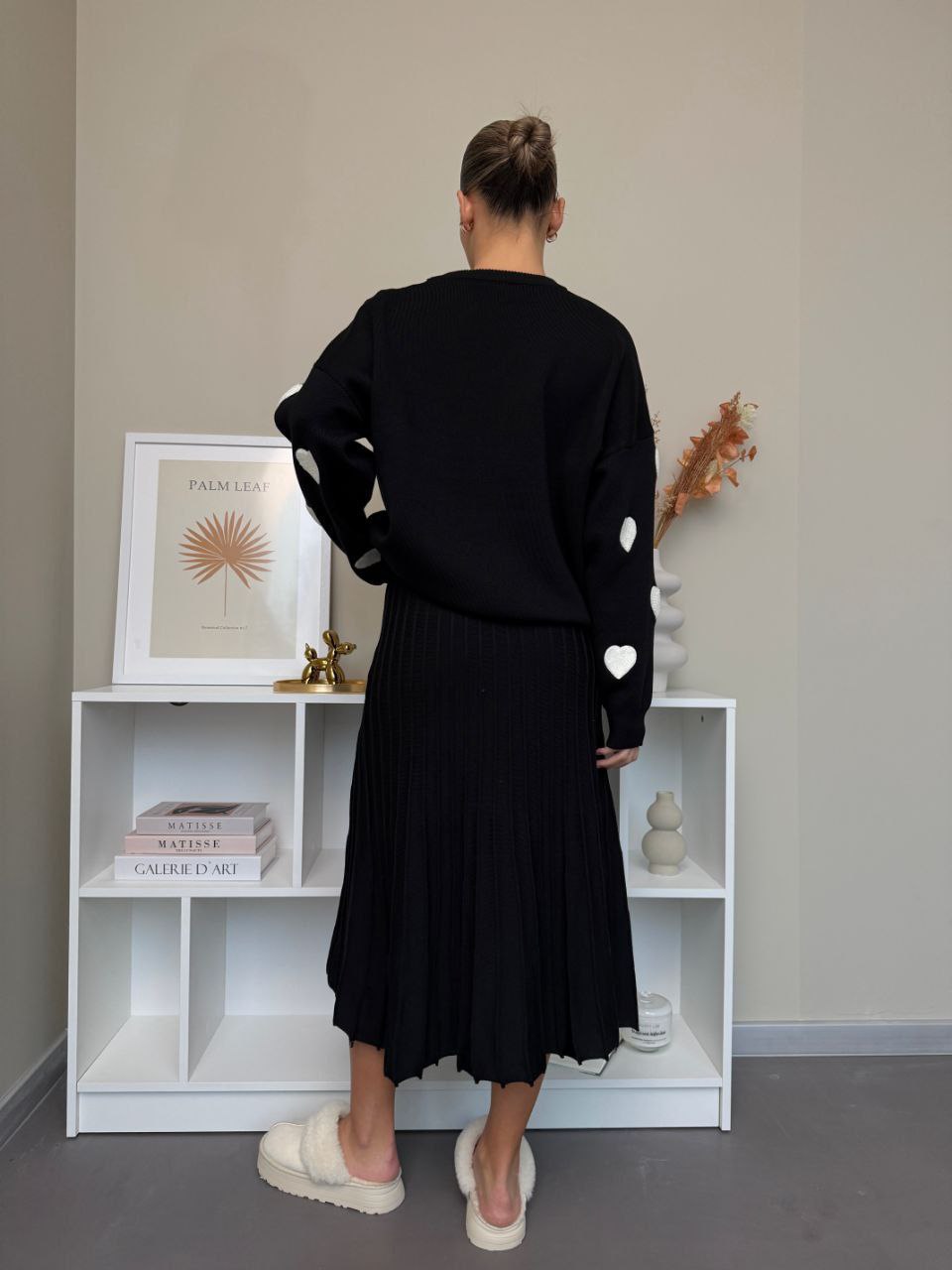 Dámský komplet – svetr a plisovaná sukně