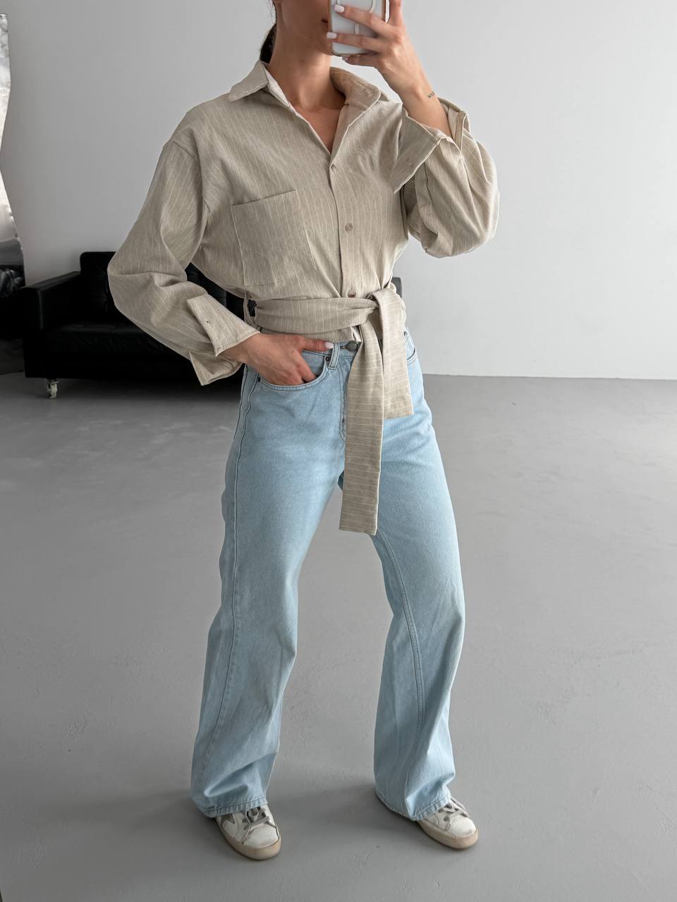 Zkrácená košile s trendy vzory – perfektní kousek, který oživí každý podzimní outfit. ✨