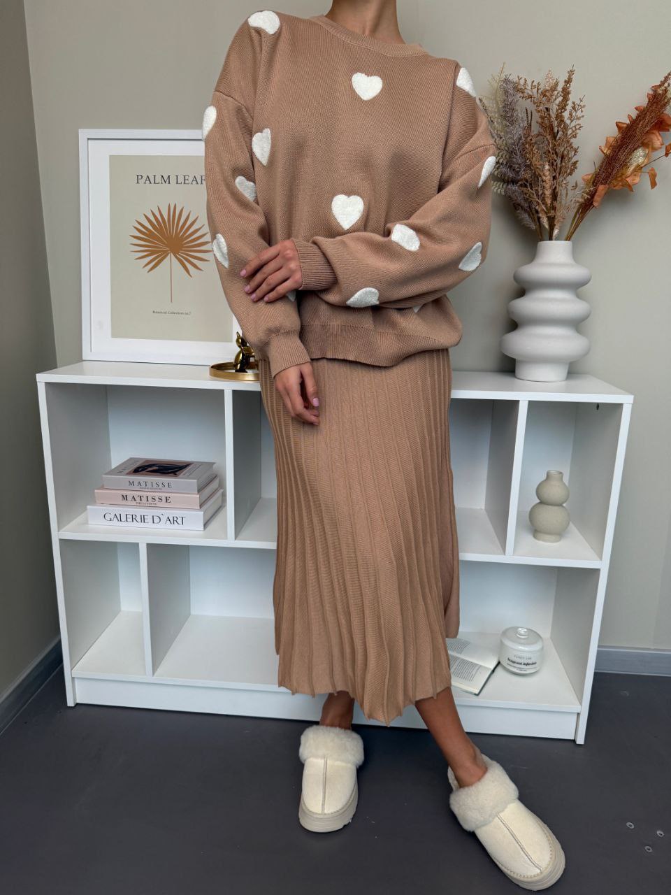 Dámský komplet – svetr a plisovaná sukně