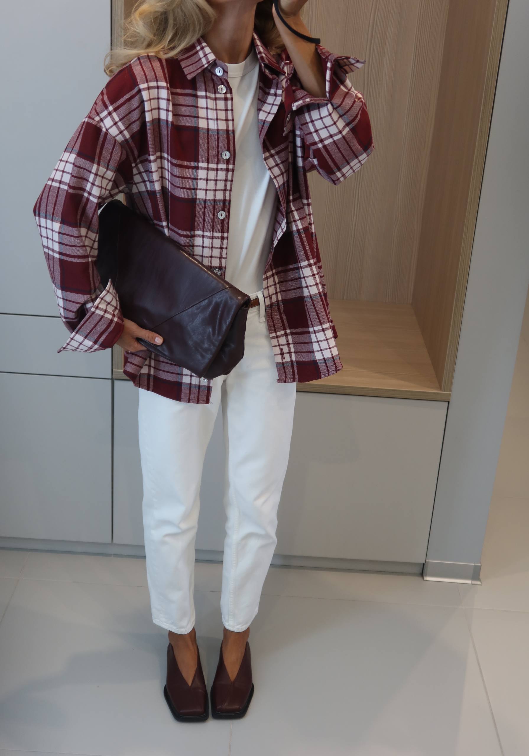 Stylová košile v červené barvě – tvůj must-have pro každý outfit ❤️