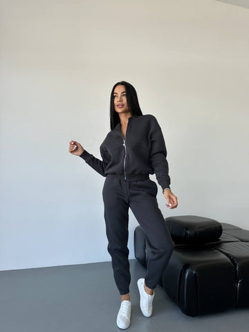 Teplý, měkoučký a kvalitně zpracovaný komplet