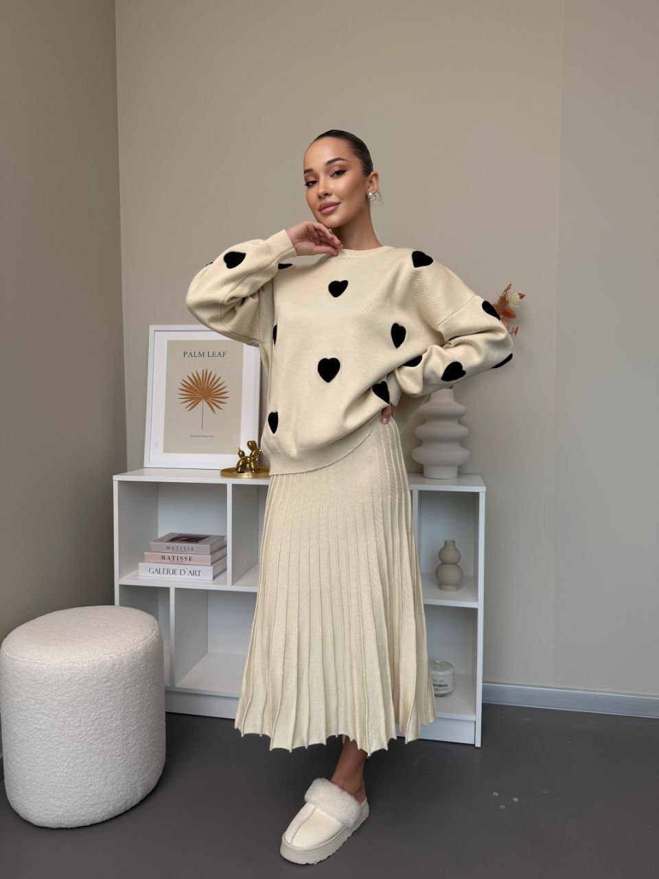 Dámský komplet – svetr a plisovaná sukně