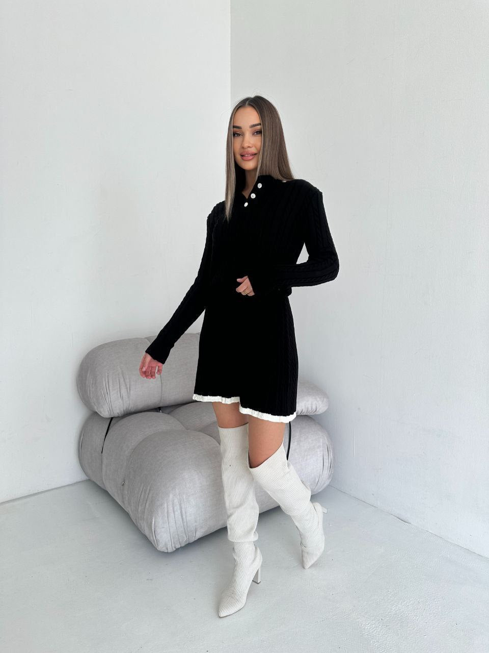 Elegantní dámský úpletový komplet – sukně a svetr